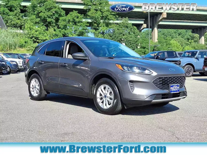 2022 Ford Escape SE photo 1