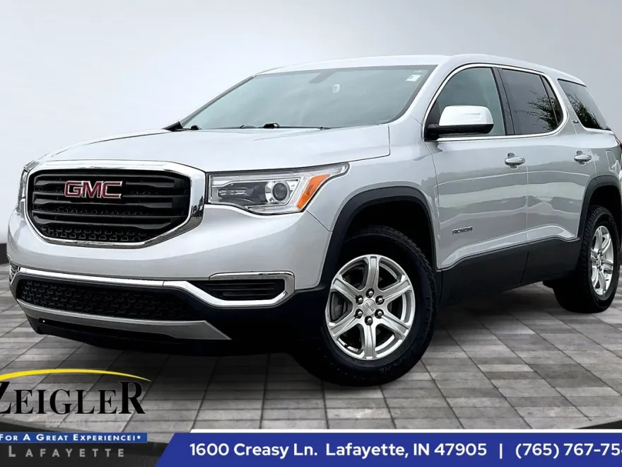 2017 Gmc Acadia SLE photo 1
