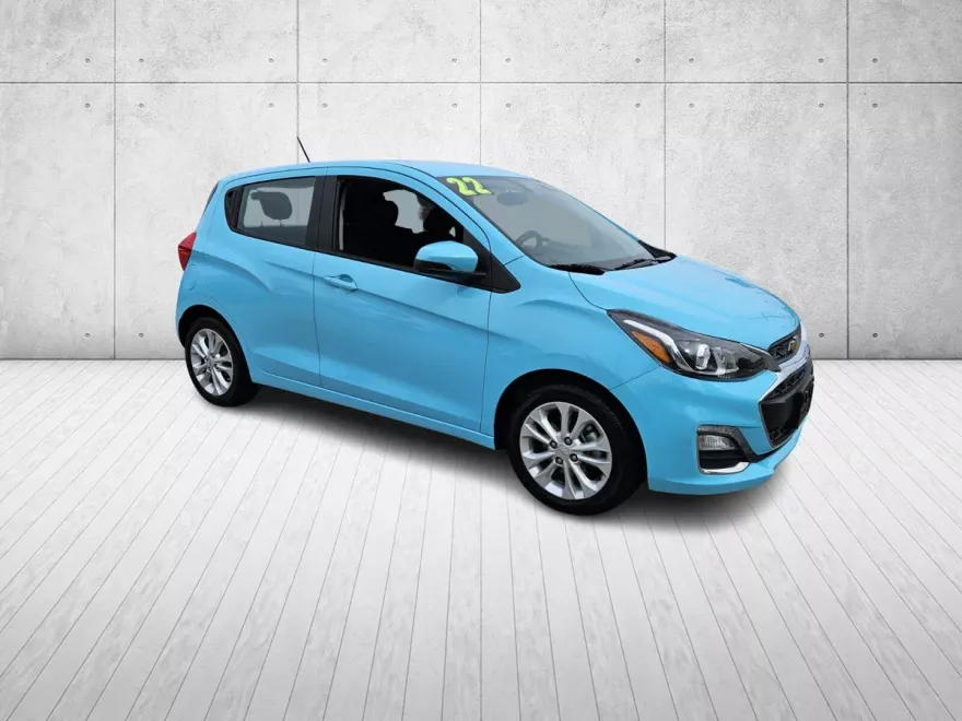 2022 Chevrolet Spark 1LT photo 1
