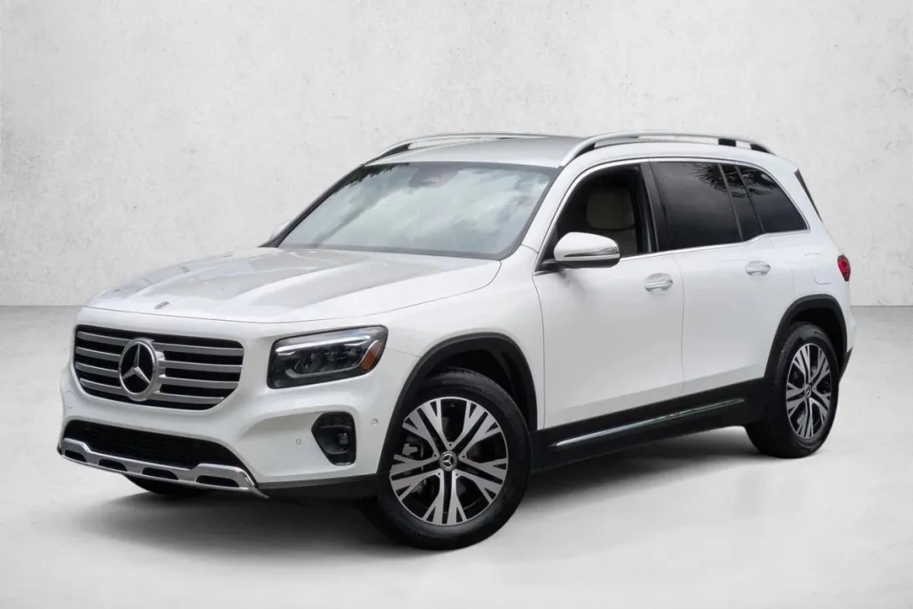 2025 Mercedes Benz GLB 250 photo 1