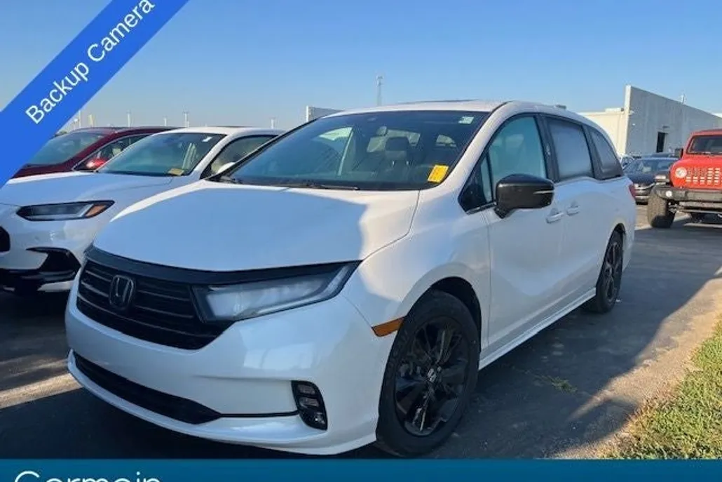 2023 Honda Odyssey Sport photo 1
