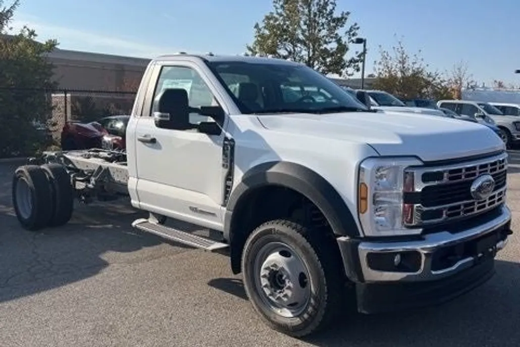 2024 Ford F-550 XL photo 1