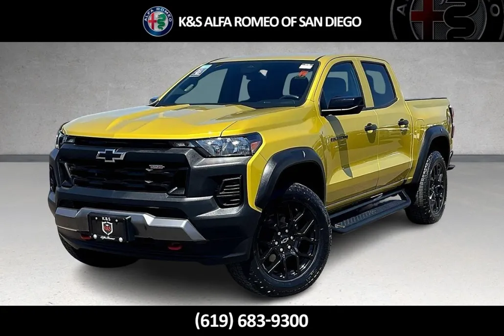 2023 Chevrolet Colorado Trail Boss photo 1