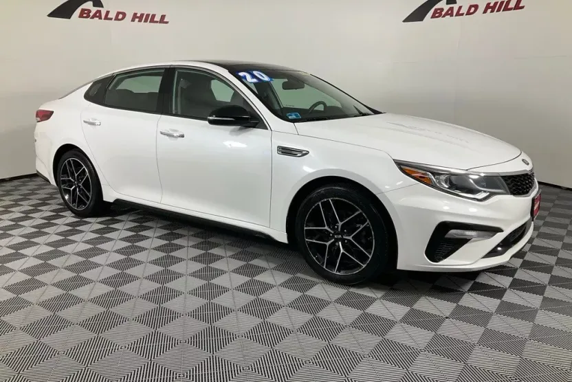 2020 Kia Optima SE photo 1