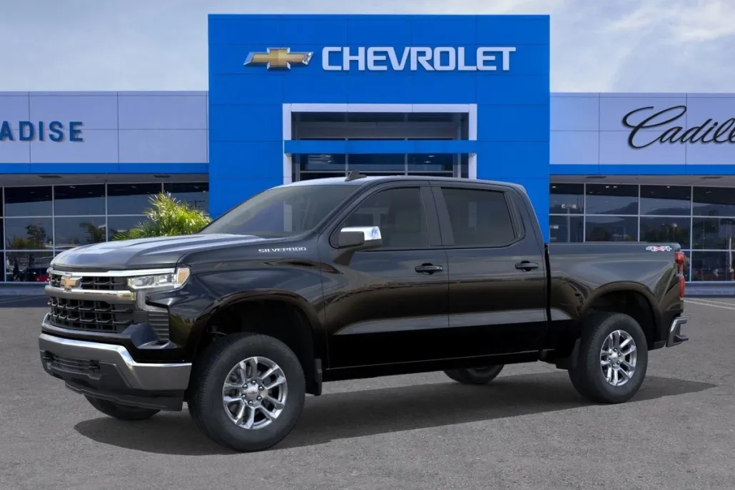 2026 Chevrolet Silverado 1500 LT photo 1