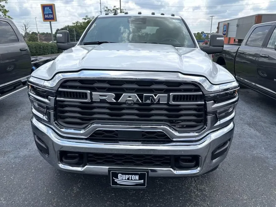 2025 Ram 3500 Tradesman photo 1