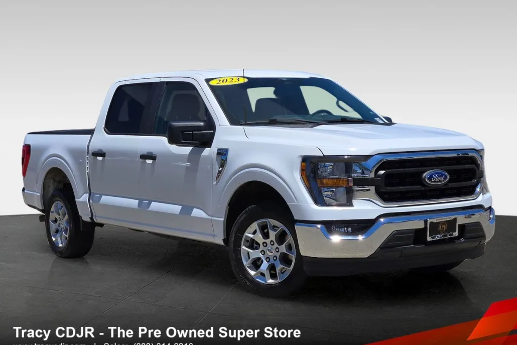 2023 Ford F-150 XLT photo 1