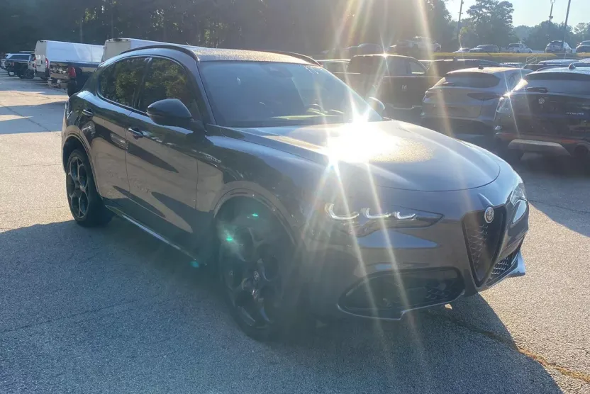2024 Alfa Romeo Stelvio Tributo Italiano photo 1