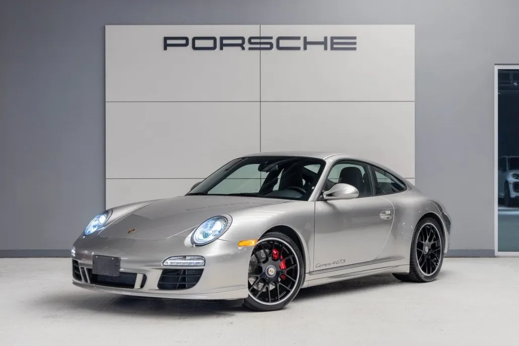 2012 Porsche 911 4 GTS photo 1