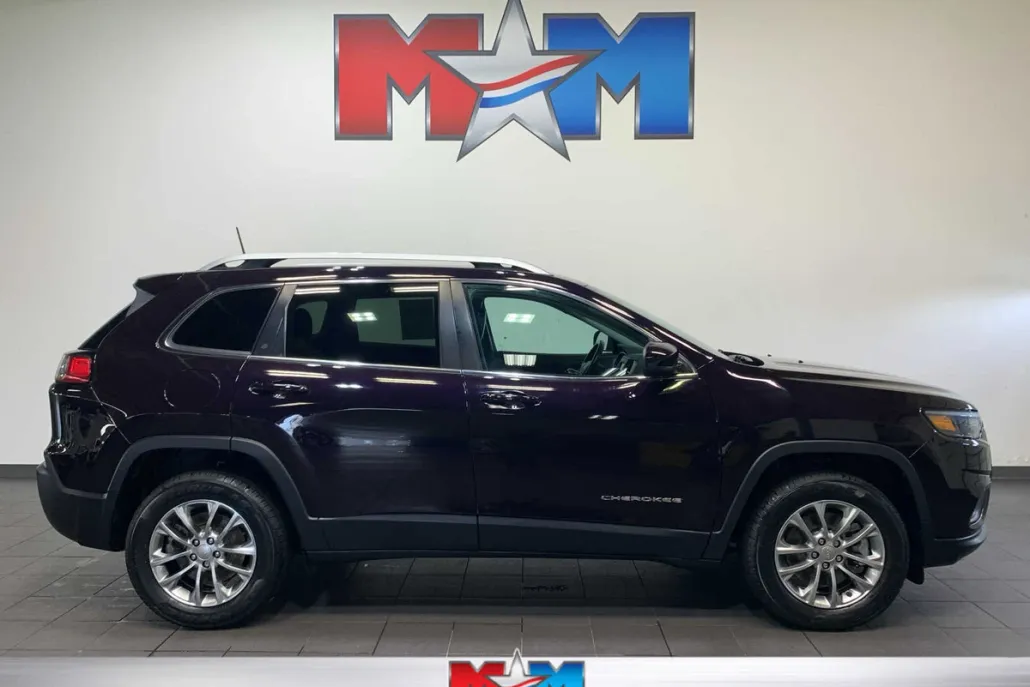 2021 Jeep Cherokee Latitude photo 1