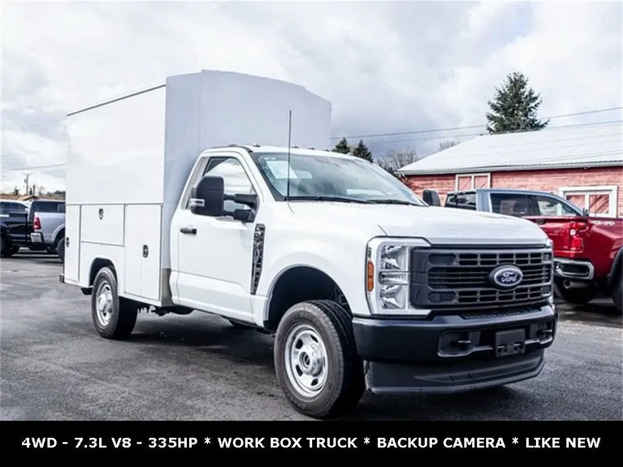 2024 Ford F-350 XL photo 1