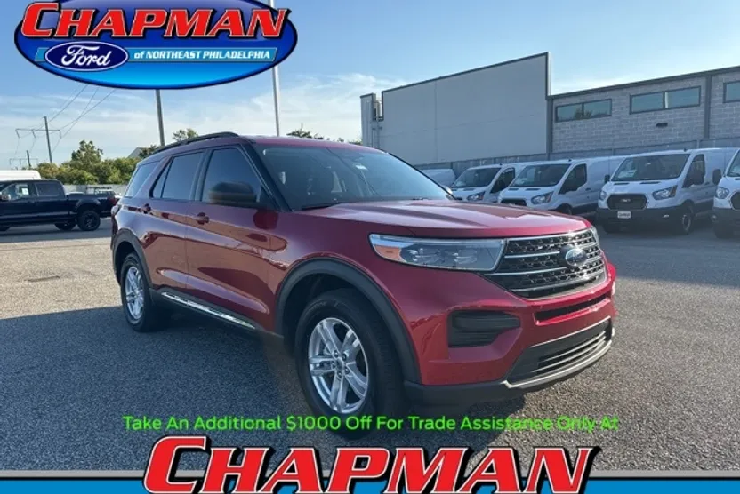 2022 Ford Explorer XLT photo 1