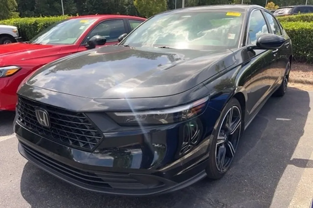 2023 Honda Accord Hybrid Sport photo 1