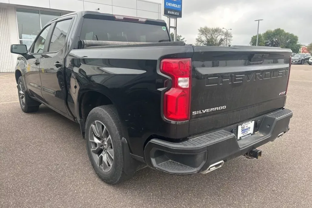 2022 Chevrolet Silverado 1500 RST photo 1