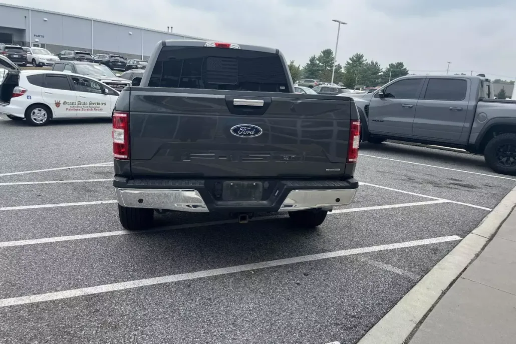 2020 Ford F-150 XLT photo 1