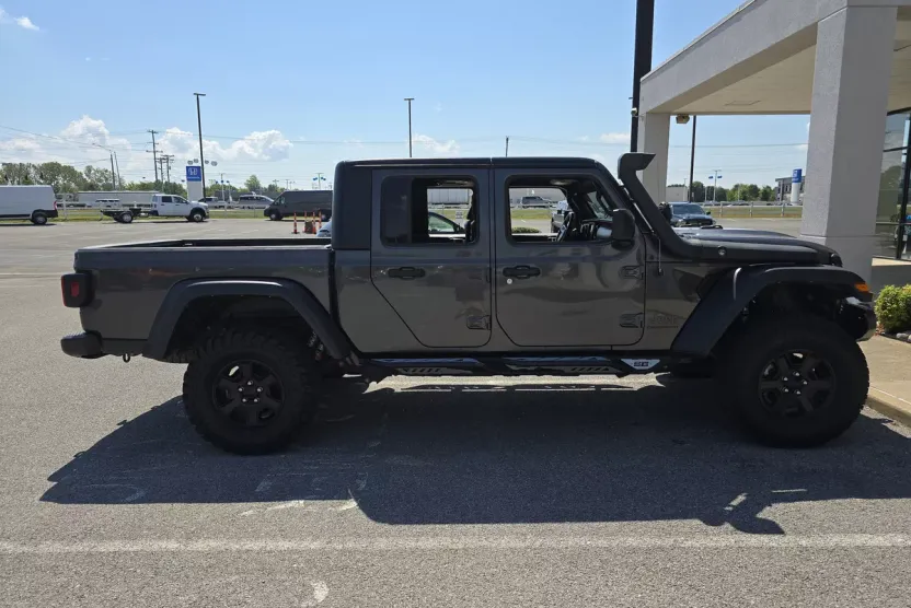 2022 Jeep Gladiator Mojave photo 1