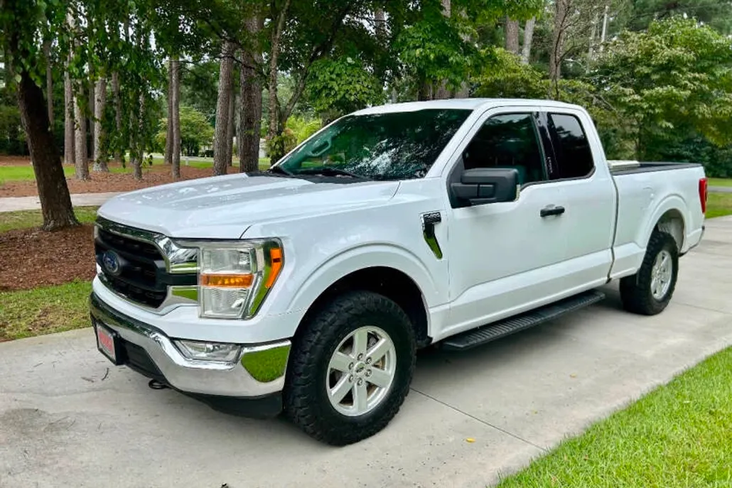 2021 Ford F-150 XLT photo 1