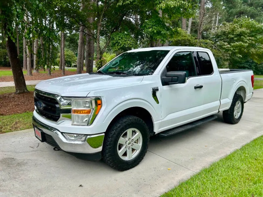 2021 Ford F-150 XLT photo 1