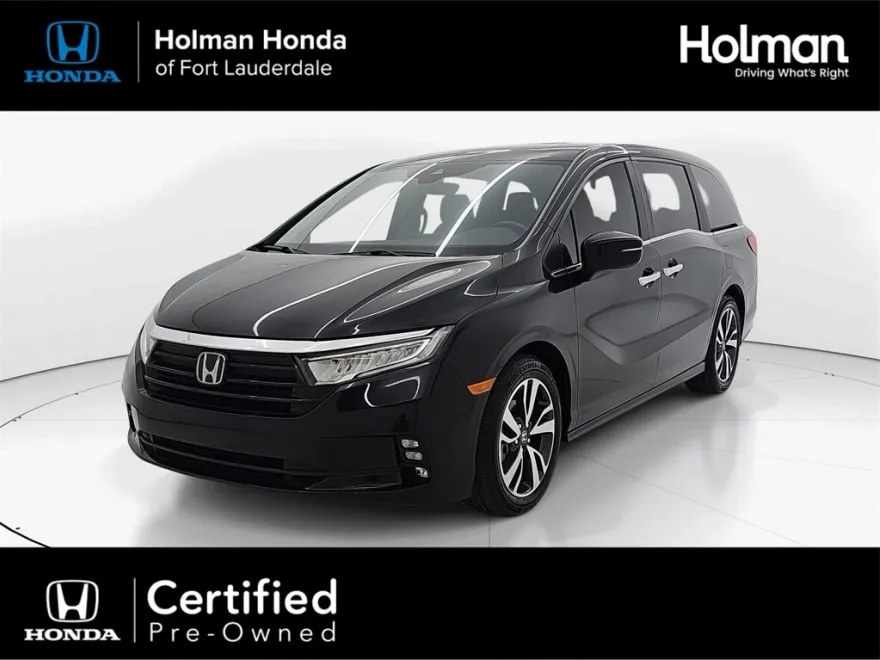 2024 Honda Odyssey Touring photo 1