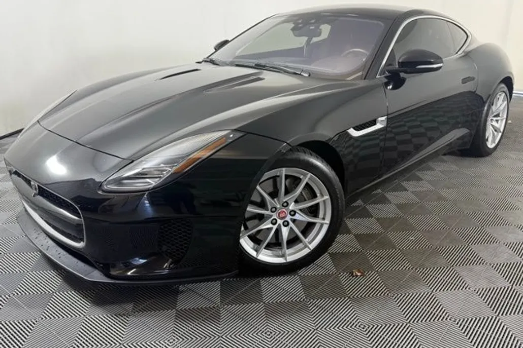 2018 Jaguar F-TYPE Base photo 1