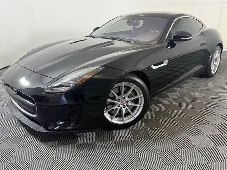 2018 Jaguar F-TYPE Base photo 1