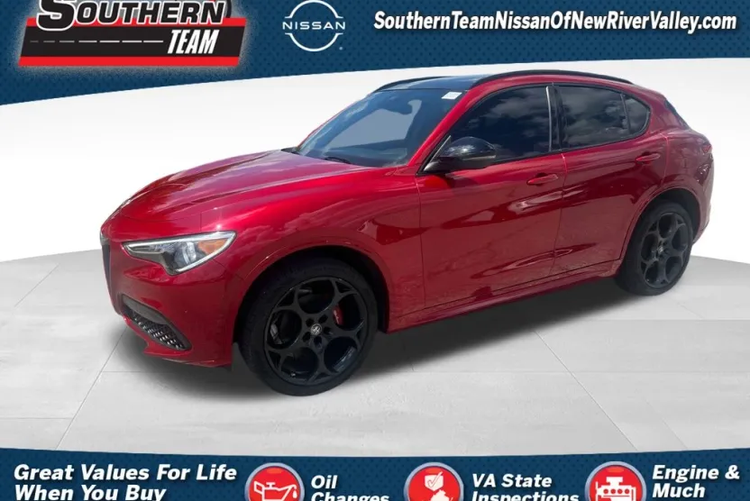 2022 Alfa Romeo Stelvio Ti Sport photo 1
