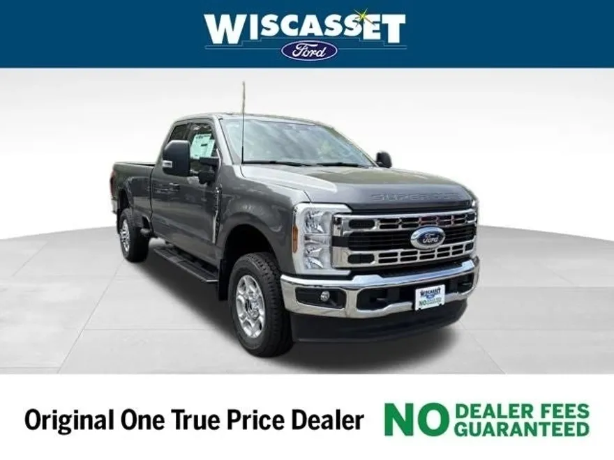 2025 Ford F-350 XLT photo 1