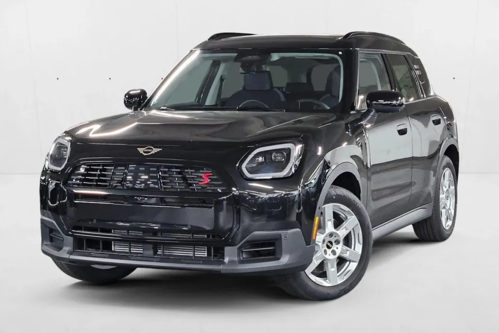 2025 Mini Countryman S ALL4 photo 1