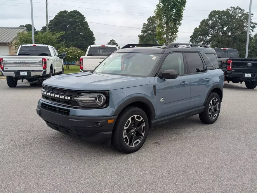 2024 Ford Bronco Sport Outer Banks photo 1