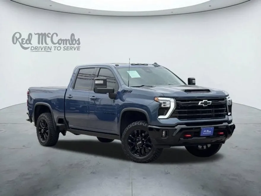 2025 Chevrolet Silverado 2500HD LTZ photo 1