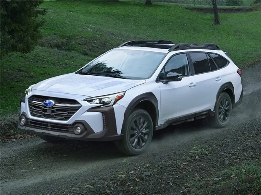 2023 Subaru Outback Onyx Edition photo 1