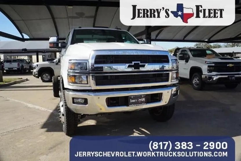 2024 Chevrolet Silverado 4500HD LT photo 1