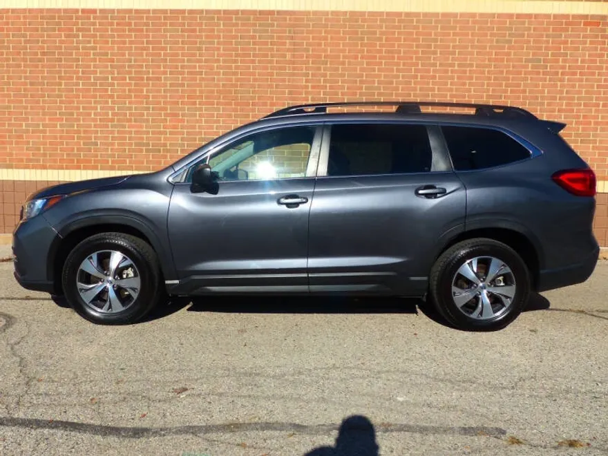 2021 Subaru Ascent Premium photo 1