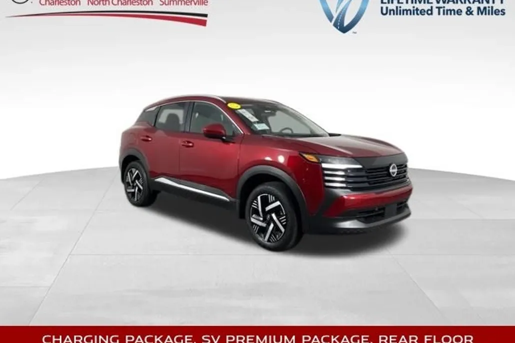 2025 Nissan Kicks SV photo 1