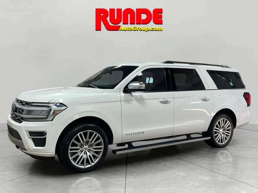 2022 Ford Expedition MAX Platinum photo 1