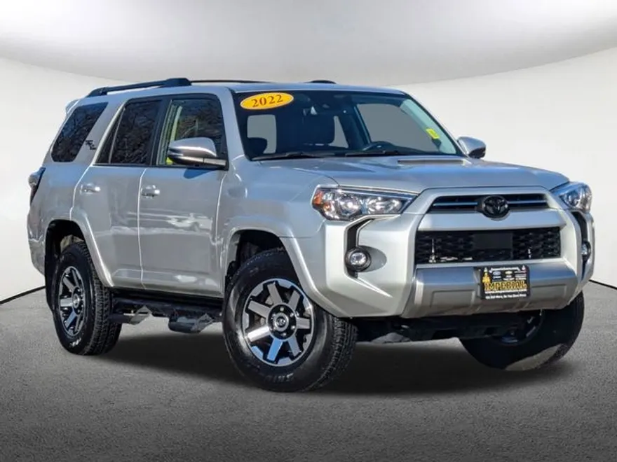 2022 Toyota 4Runner TRD Off-Road Premium photo 1