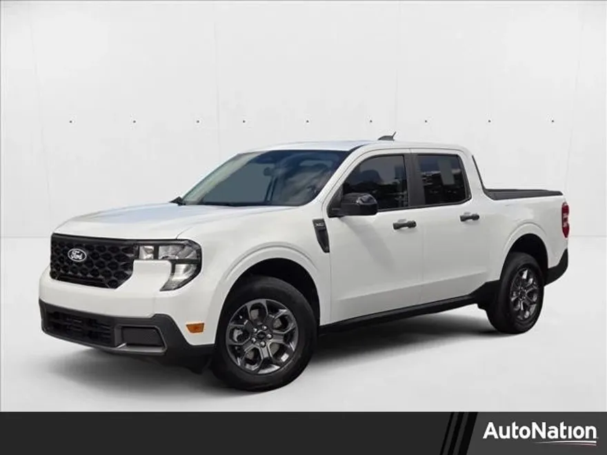2025 Ford Maverick XLT photo 1