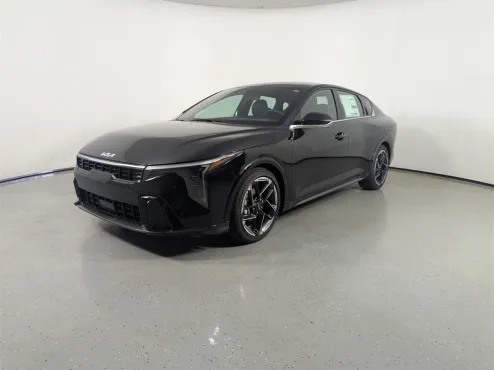 2025 Kia K4 GT-Line photo 4