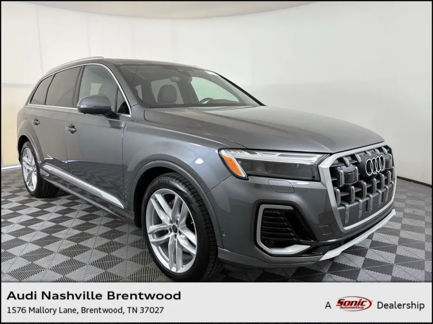 2025 Audi Q7 55 Premium Plus photo 1