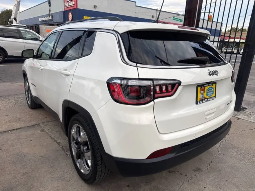 2021 Jeep Compass Limited photo 1