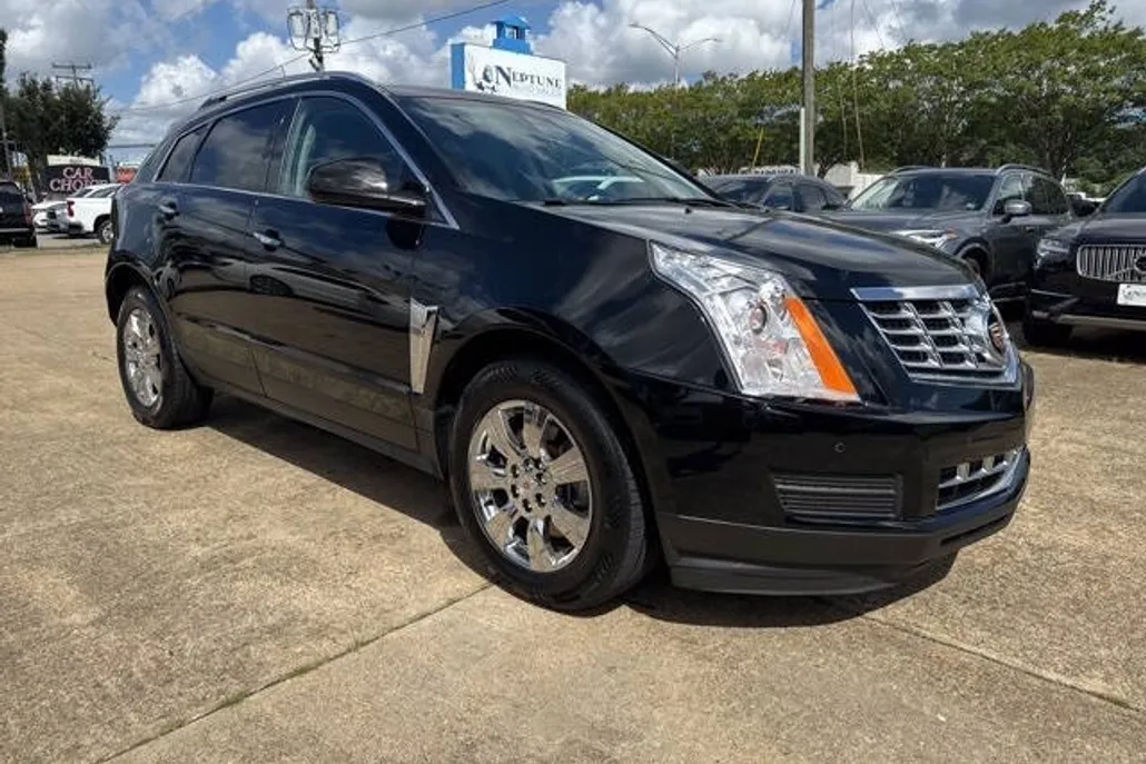 2015 Cadillac SRX Luxury photo 1