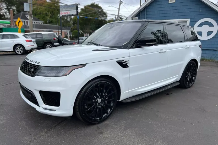 2018 Land Rover Range Rover Sport HSE photo 1