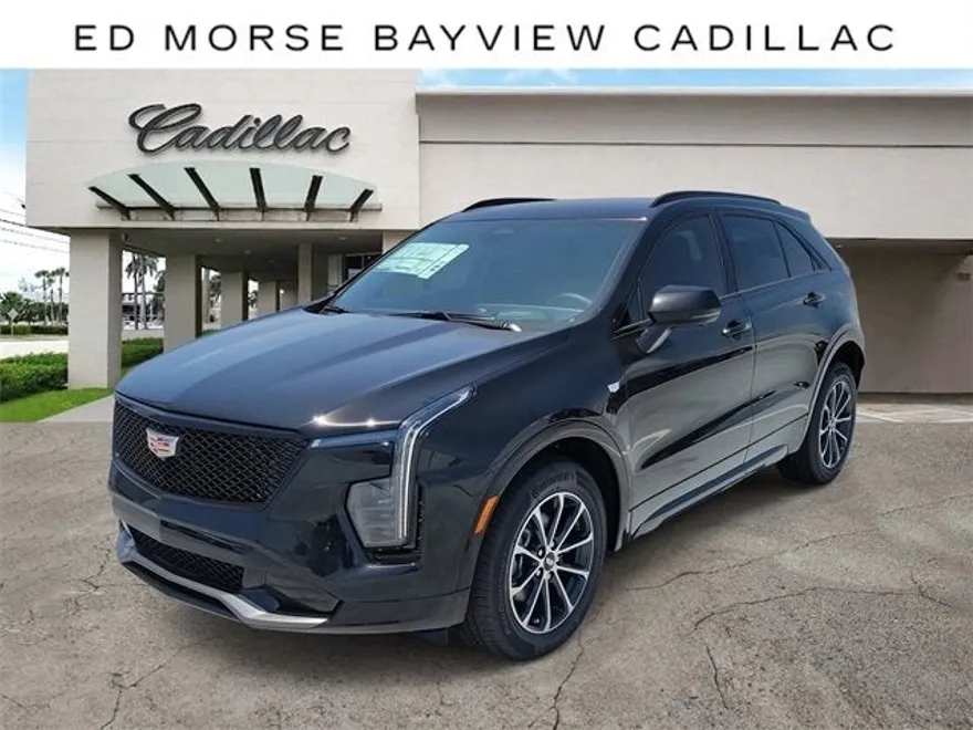 2025 Cadillac XT4 Sport photo 1