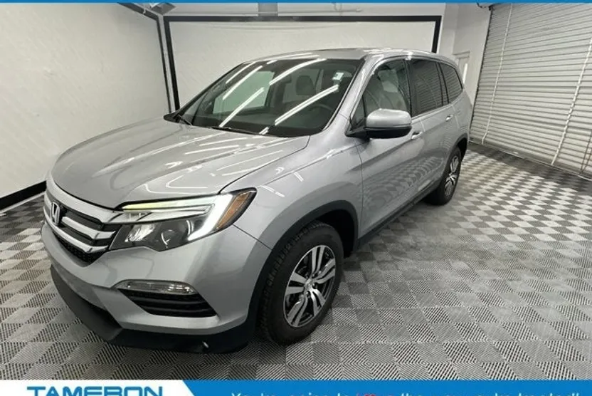 2017 Honda Pilot EX-L photo 1