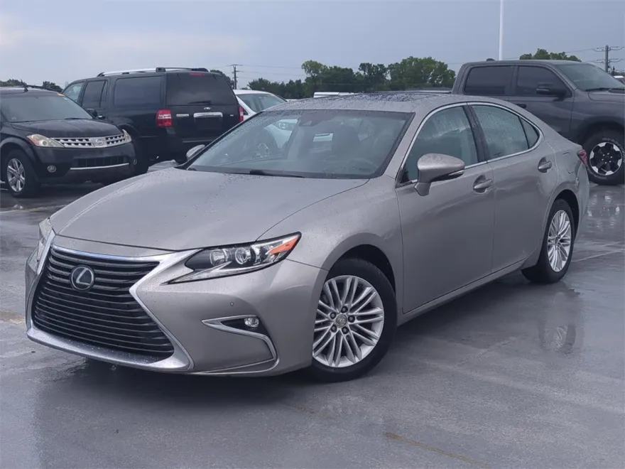 2016 Lexus ES 350 photo 1