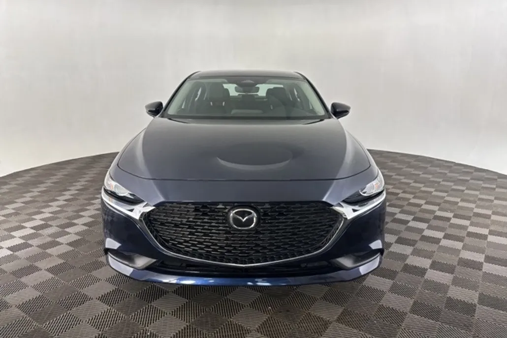 2024 Mazda Mazda3 Sedan 2.5 Select Sport photo 1