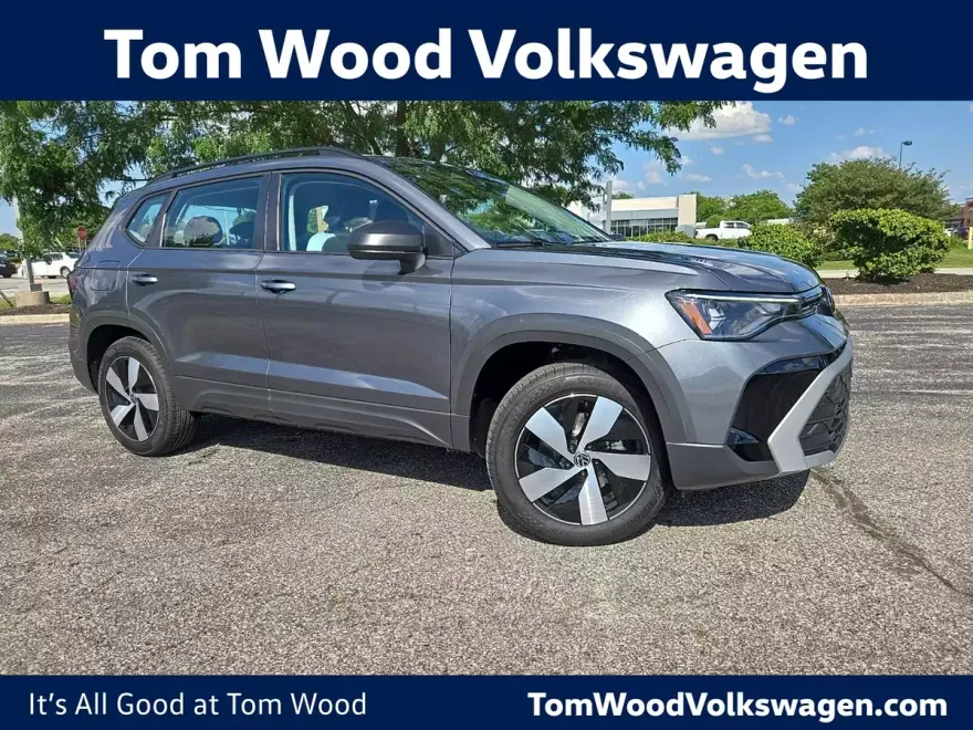2025 Volkswagen Taos S photo 1
