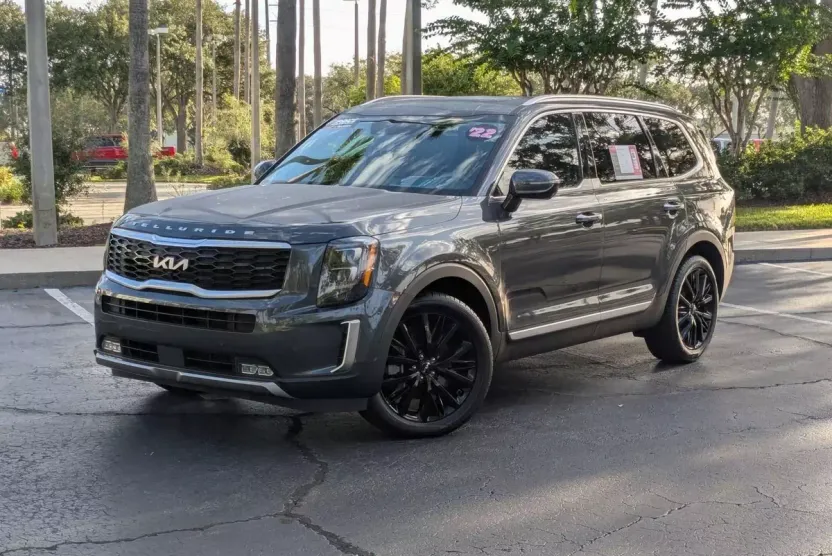 2022 Kia Telluride SX photo 1