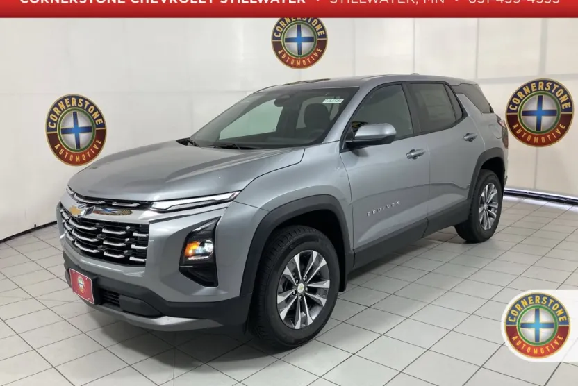 2026 Chevrolet Equinox LT photo 1
