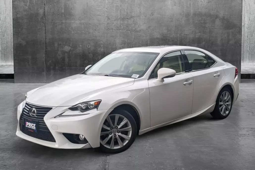 2014 Lexus IS 250 photo 1